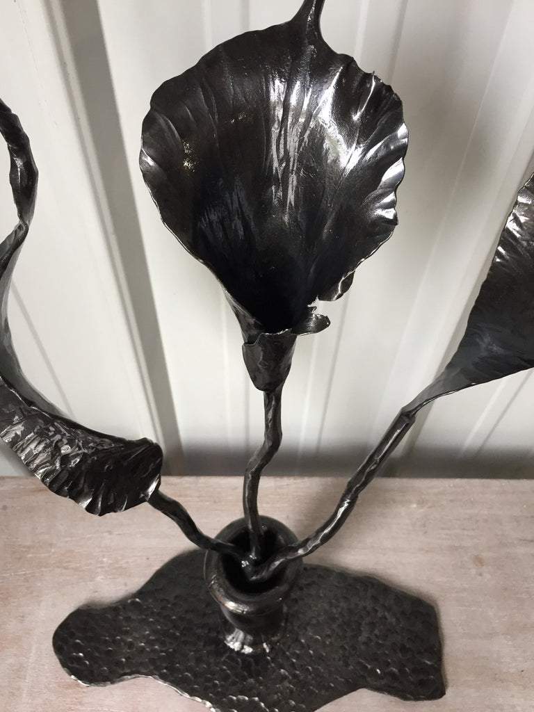 metal lily flower Calla Lily Metal Sculpture, Trumpet Flower & Vase, Blacksmith Metal Art,  Mitty's Metal Art by Ryan Schmidt