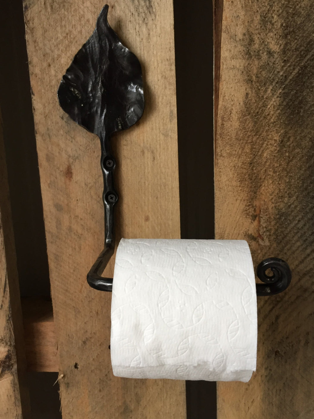 Stur de Blacksmith Handmade Rustic Paper Towel Holder Wrought Iron Wall Mount for Kitchen